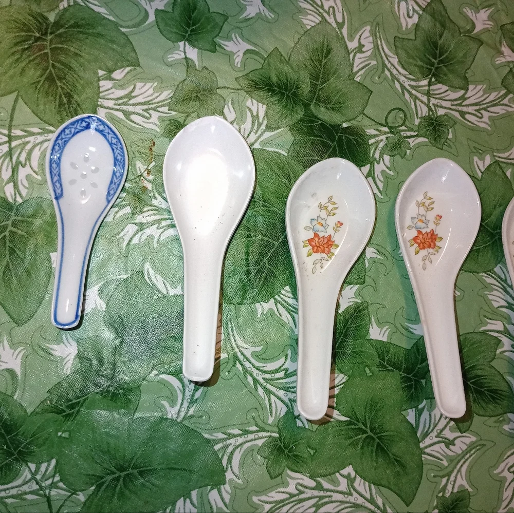 Elegant Floral Spoon Set